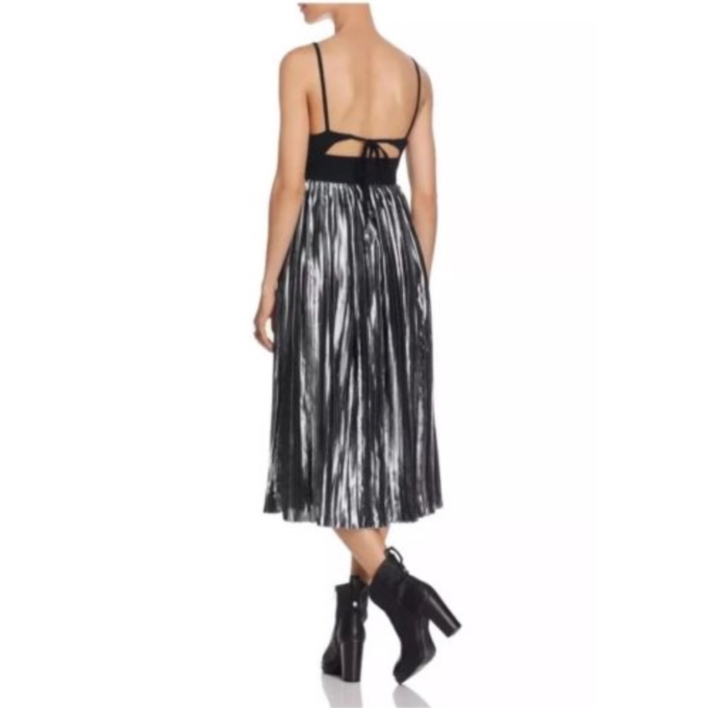 NWOT Free People Silver Metallic Piper Cutout - Picture 2 of 7